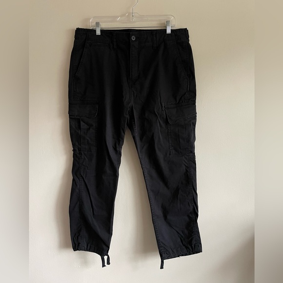 American Eagle Outfitters Other - American Eagle cargo pants — 36X32
